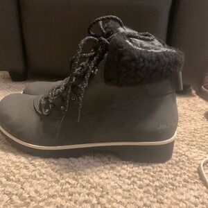 Women’s jbu red rock water resistant for line boots size 7